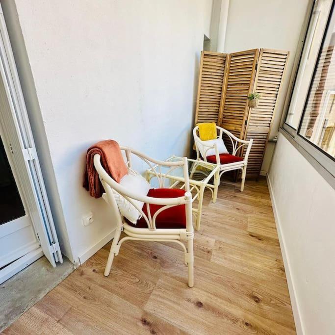 L'Echappee Chic Au Coeur De Valence Apartment Valence  Exterior photo